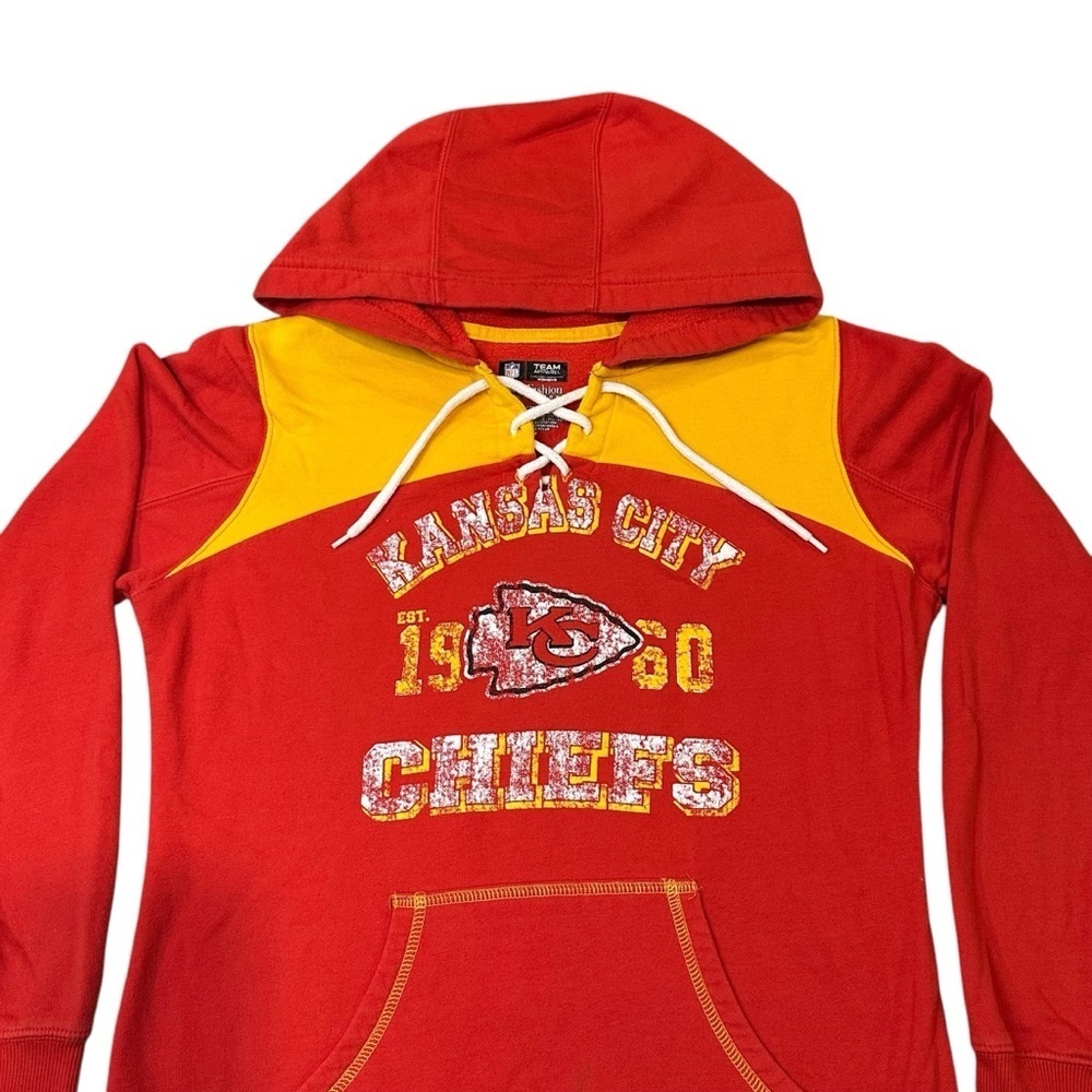 Cute Kansas City Chiefs Super Bowl 2025 Gameday Red and Yellow Hoodie Women’s M - Picture 4 of 6